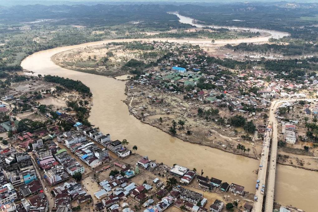 An aerial photograph shows extensive flooding in Kuala Simpang, Indonesia’s Aceh province, on Friday following heavy rains. Photo: Reuters