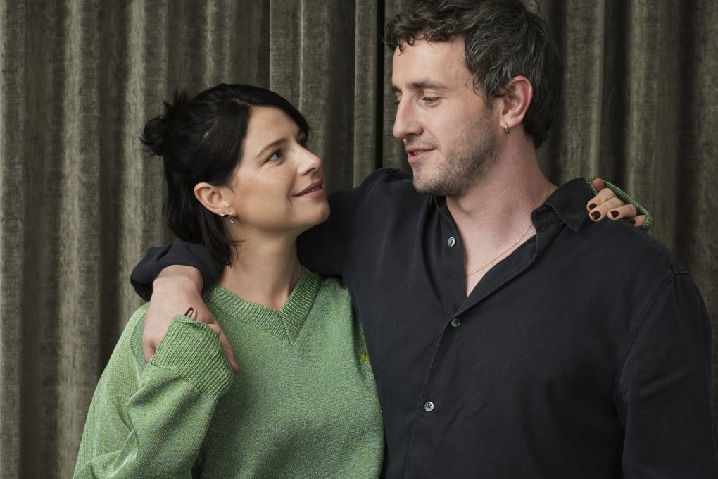 Hamnet stars Jessie Buckley (left) and Paul Mescal pose for a photo during the Toronto International Film Festival on September 7, 2025. Their chemistry and raw performances in the film have captivated audiences. Photo: AP