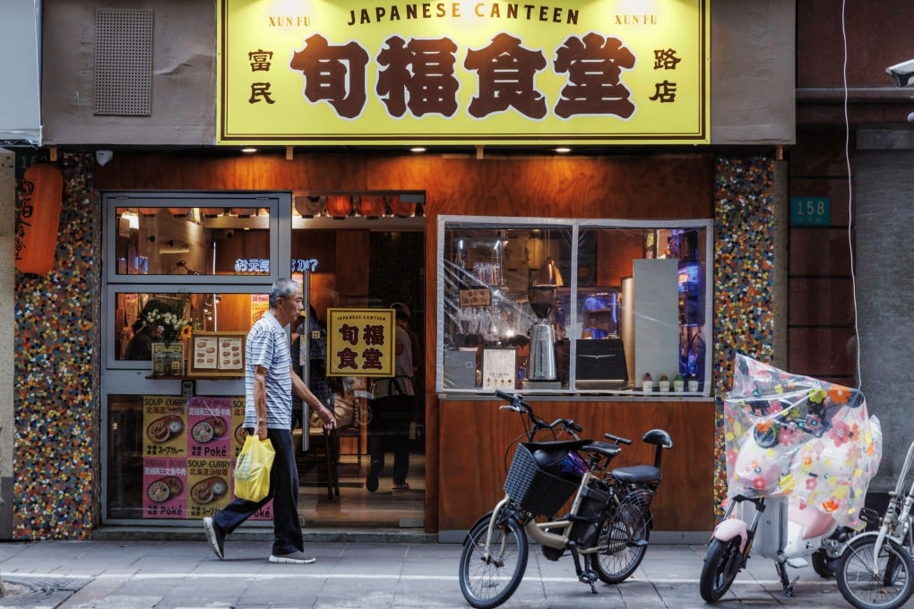 A man walks past a Japanese restaurant in Shanghai. Tensions between China and Japan remain high amid a dispute over Taiwan. Photo: EPA-EFE