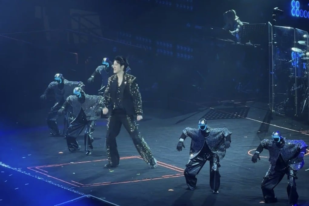 Unitree robots dance on stage with singer Wang Leehom in Chengdu on December 18. Photo: Handout