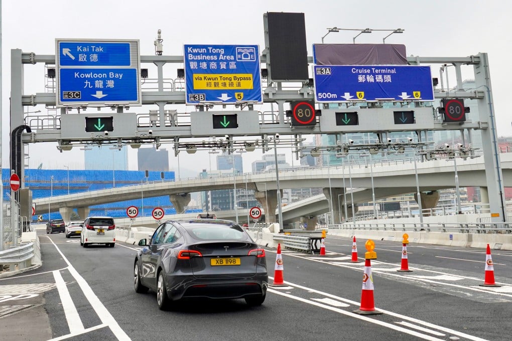 Vehicles navigate the Yau Ma Tei section of the Central Kowloon Bypass during its first day of operation on December 22. Photo: Karma Lo