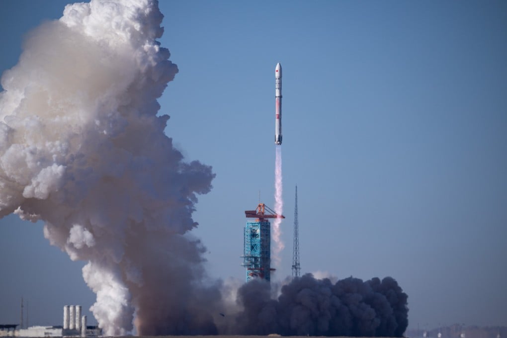 The Zhuque-3 rocket blasts from the Dongfeng commercial space innovation pilot zone on December 3, 2025. Photo: Getty