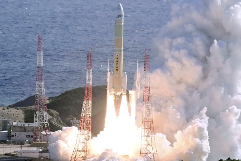 Japan’s H3 rocket carrying the Michibiki No 5 satellite lifts off from the Tanegashima Space Centre on Monday. Photo: Kyodo/Reuters