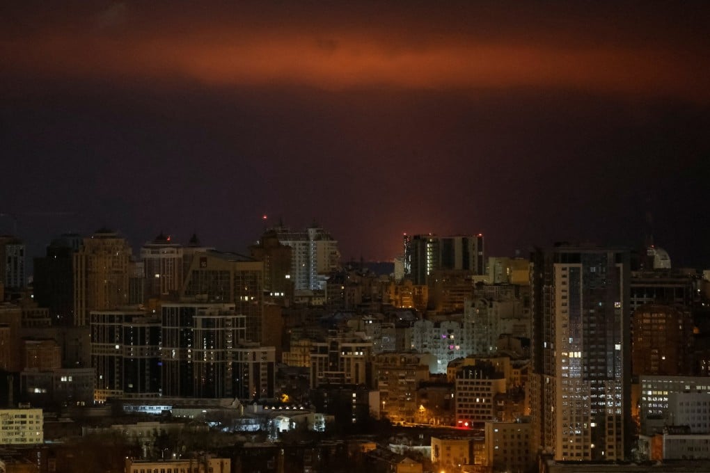 An explosion lights up the sky over Kyiv during a Russian missile and drone strike on Saturday, Photo: . Reuters