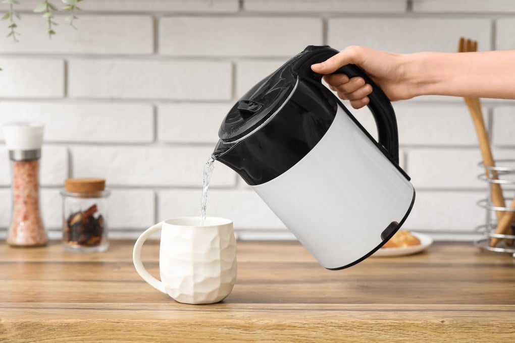 Many Chinese people prefer to drink warm water over cold water. This is a legacy of 20th-century public health campaigns, not ancient wisdom. Photo: Shutterstock