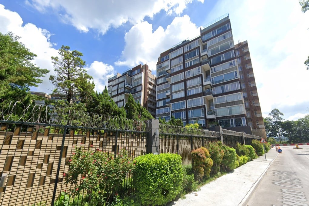 Police received a call that a woman had passed out in her home at Avignon in So Kwun Wat, Tuen Mun. Photo: Google Maps