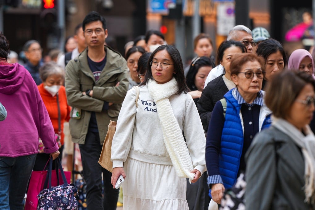 Minimum temperatures in urban areas are forecast to be around 12 degrees on Friday and a couple of degrees lower in the New Territories. Photo: Sam Tsang