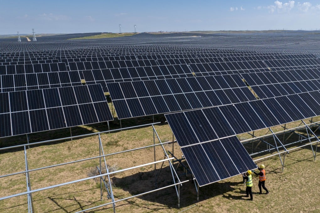 An aerial drone photo taken on August 20, 2024, shows a clean energy industrial park in Majiatan county of Lingwu city, northwest China’s Ningxia Hui autonomous region. Photo: Xinhua