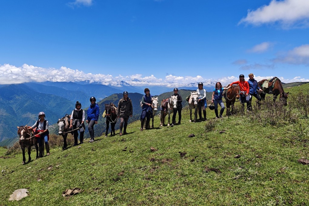 Horse riders from Europe visit the Tibetan Plateau in June. Photo: courtesy of Yu Fei