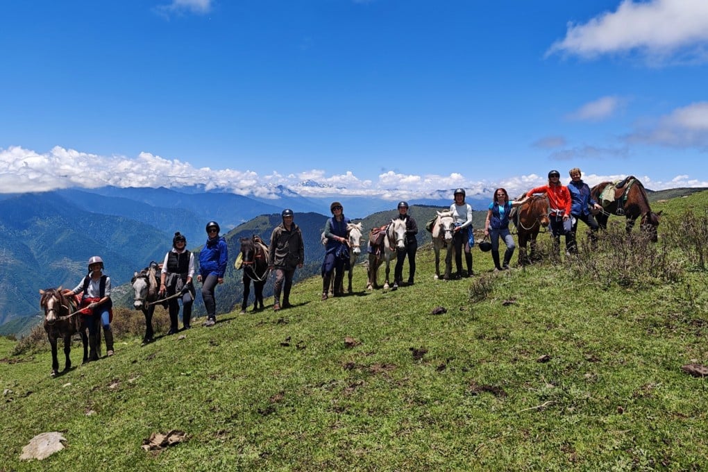 Horse riders from Europe visit the Tibetan Plateau in June. Photo: courtesy of Yu Fei