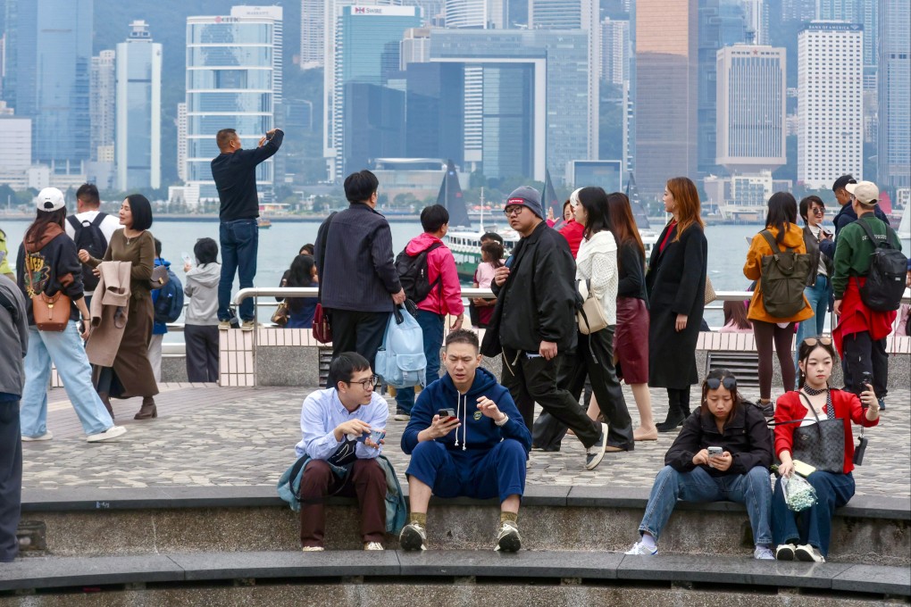 Hong Kong on Friday experienced its coldest morning so far this winter. Photo: Jonathan Wong