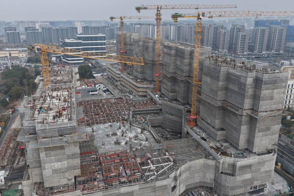 New construction rises in a residential area in Hangzhou, in eastern China’s Zhejiang province, on January 5, 2026. Photo: CFOTO/Future Publishing via Getty Images
