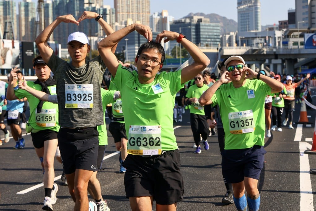 Runners pass through West Kowloon during last year’s marathon. Photo: Dickson Lee