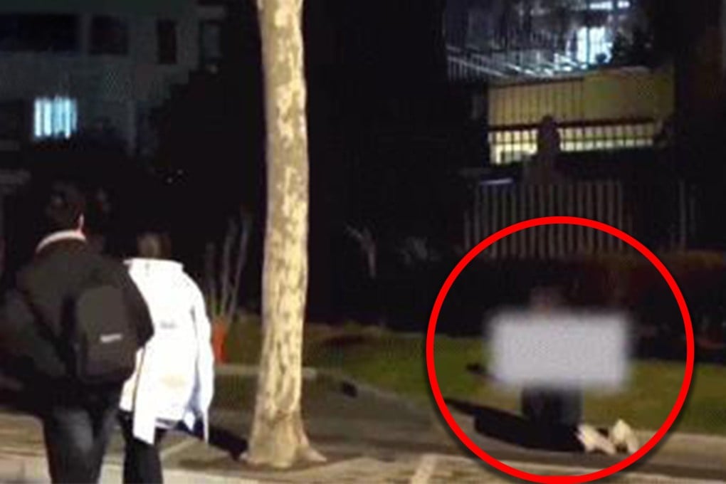 A mother in Shanghai punished her daughter by making her walk on her knees during a cold evening. Photo: Douyin