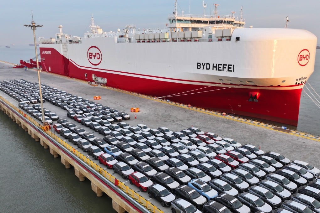 Vehicles wait to be loaded onto a carrier at the Taicang Port on January 11, 2025 in Suzhou, Jiangsu province. Photo: VCG via Getty Images