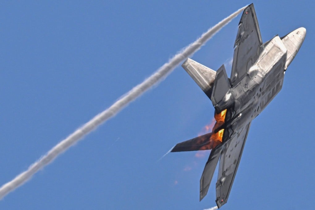 A US Air Force F22-Raptor takes off from the former Roosevelt Roads Naval Station in Puerto Rico on January 4. Photo: AFP