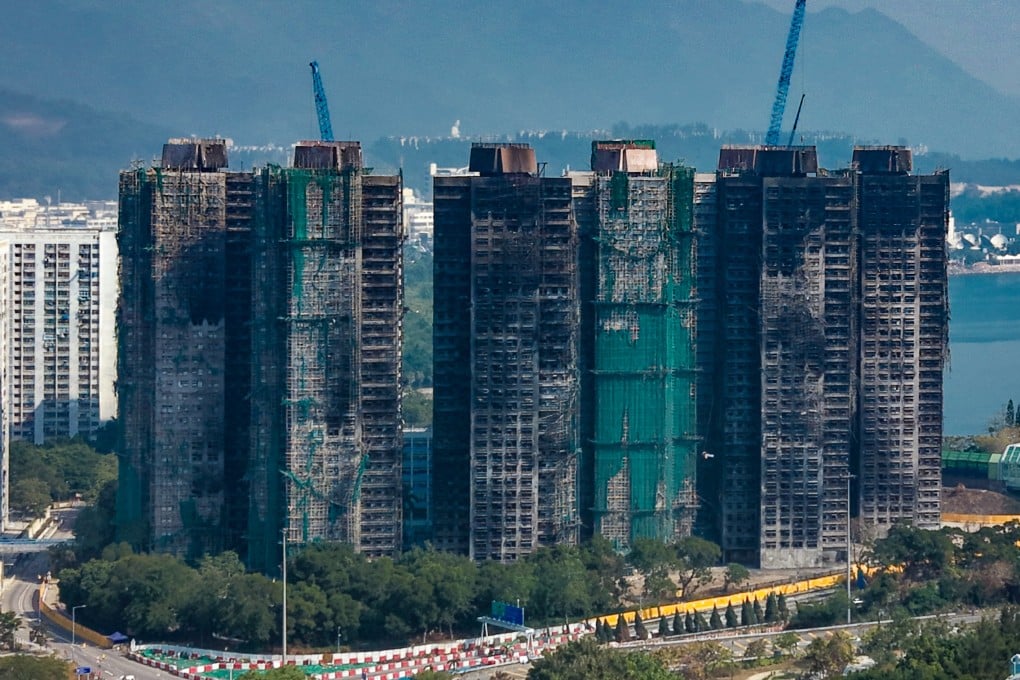 Hong Kong authorities may remove building maintenance contractors from a government-recommended list if homeowners are dissatisfied with their performance under new reforms. Photo: Sam Tsang