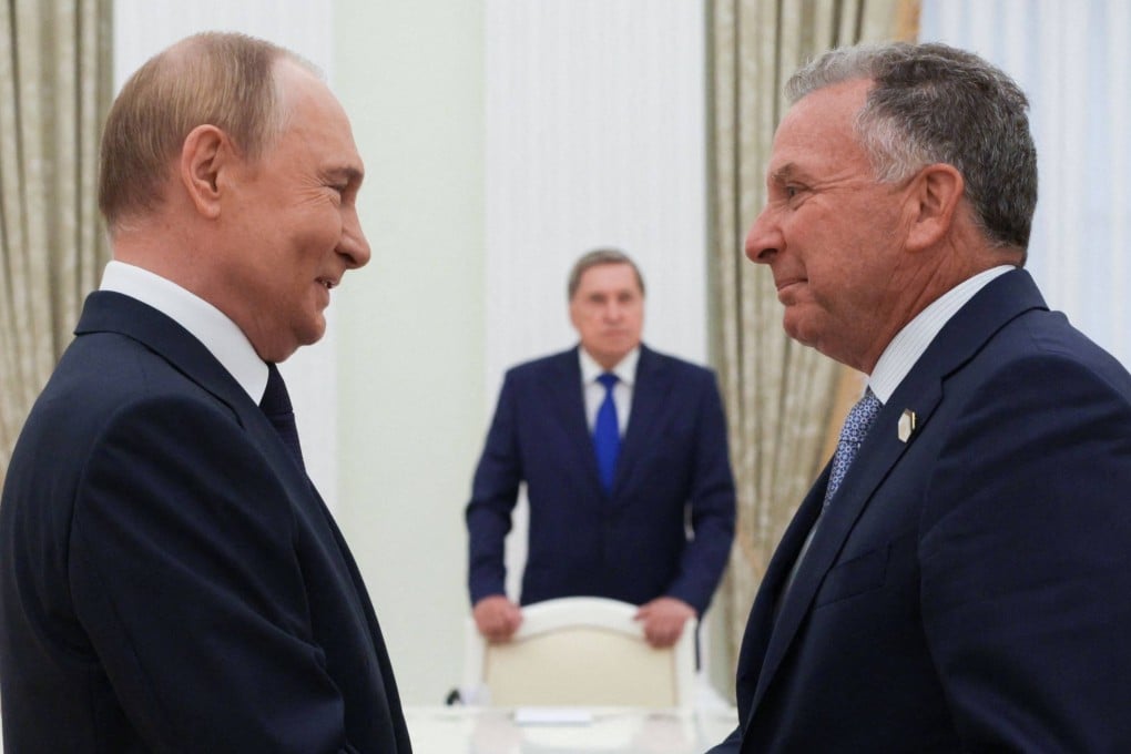 Russia’s President Vladimir Putin (left) greets Steve Witkoff in Moscow on August 6, 2025. Photo: Sputnik/AFP