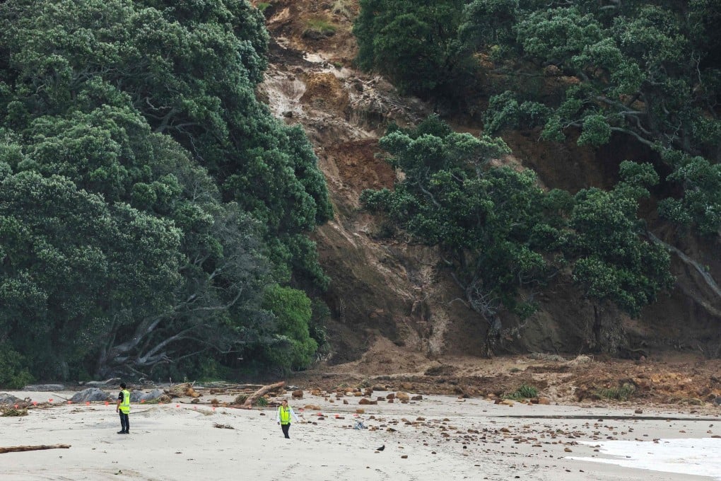 A landslide smashed into a campsite at Mount Maunganui in New Zealand on Thursday, leaving multiple people missing. Photo: AFP