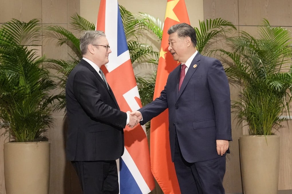 British Prime Minister Keir Starmer meets Chinese President Xi Jinping at the Sheraton Hotel, as he attends the G20 summit in Rio de Janeiro, Brazil, on November 18, 2024. Photo: Pool via Reuters