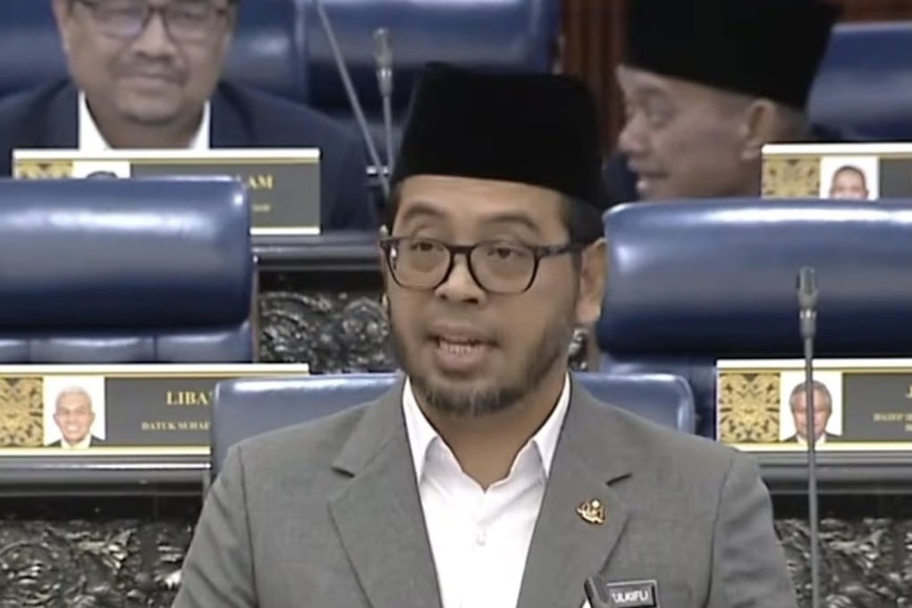 Malaysian Minister for Religious Affairs Zulkifli Hasan has linked work stress to “LGBT acts”. Photo: YouTube/Malaysia’s parliament