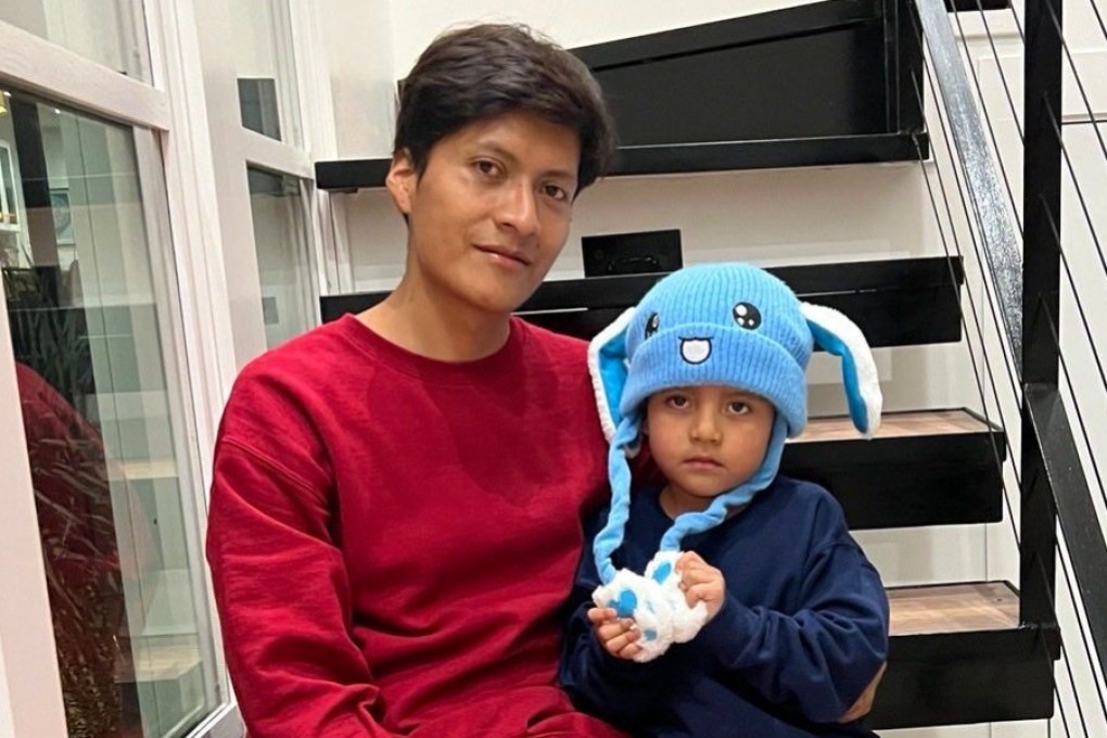 Adrian Conejo Arias and his son Liam Conejo Ramos after being released from a detention centre. Photo: Joaquin Castro via AP