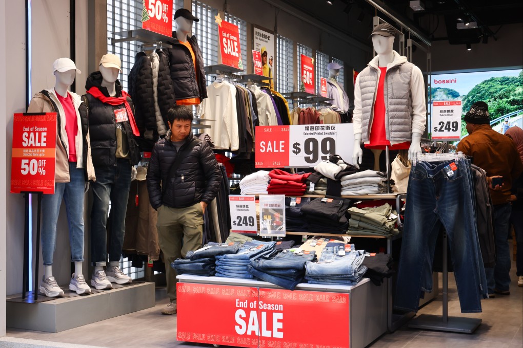 Hong Kong’s retail sector emerged from a 14-month slump in May last year with 2.4 per cent growth. Photo: Dickson Lee