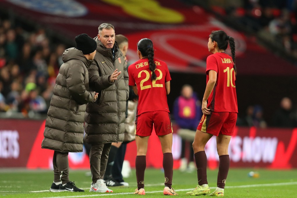 China coach Ante Milicic (middle) gives instruction to players Chen Qiaozhu and Wang Yanwen during their friendly at Wembley Stadium against England last Novemeber. China lost 8-0. Photo: Getty Images