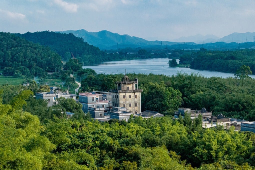 The Tower of Heavenly Success with the Tan River in the background, in Majianglong, Taishan. Photo: Graeme Kennedy