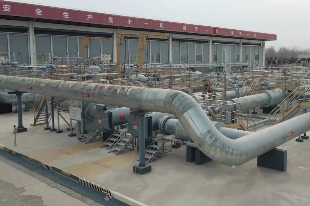 China has successfully repurposed a long-haul oil pipeline to transport carbon dioxide. Photo: CCTV