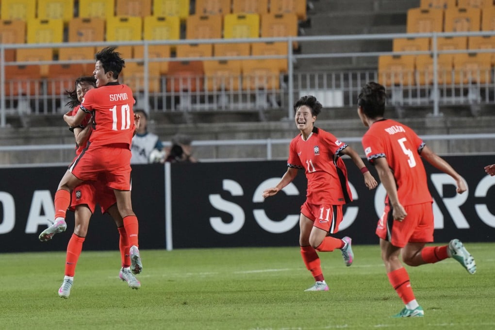 South Korea’s Ji So-yun (second from left) celebrates with her teammates after scoring against China in the E-1 Football Championship in Suwon last July. Photo: AP