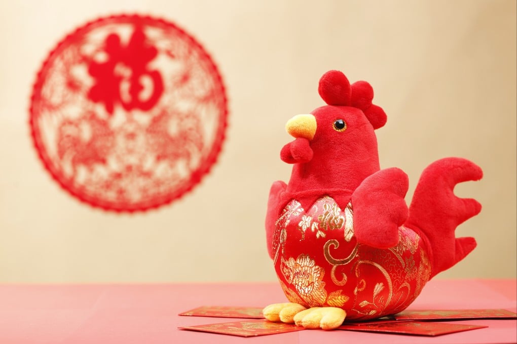 Feng shui tips for Roosters in the Year of the Fire Horse include putting a red vase with fresh flowers in the south of their home or office for luck in love. Photo: Shutterstock
