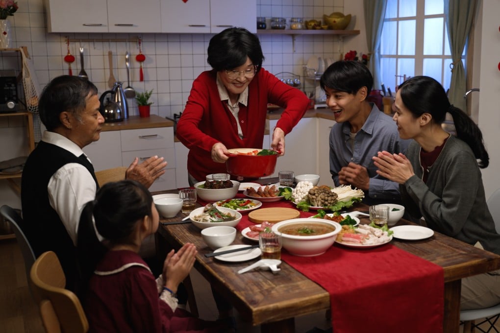 On the eve of Lunar New Year, it is traditional to hold a family reunion dinner. Photo: Getty Images