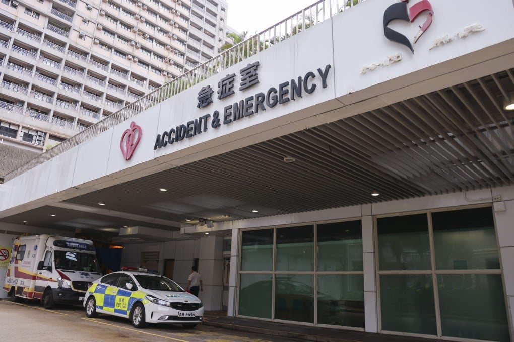 The victim, who was found in a semi-unconscious state, was rushed to Pamela Youde Nethersole Eastern Hospital for treatment. Photo: Jelly Tse