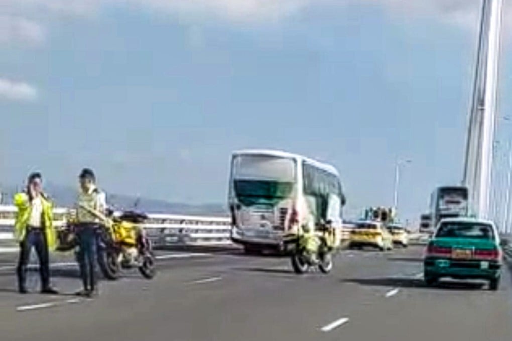 A Hong Kong-bound coach hit railings on the Shenzhen Bay Bridge. Photo: Handout