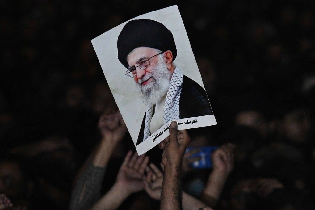 People attend the funeral of protesters killed outside the US consulate in Karachi, Pakistan, on Sunday. Photo: EPA