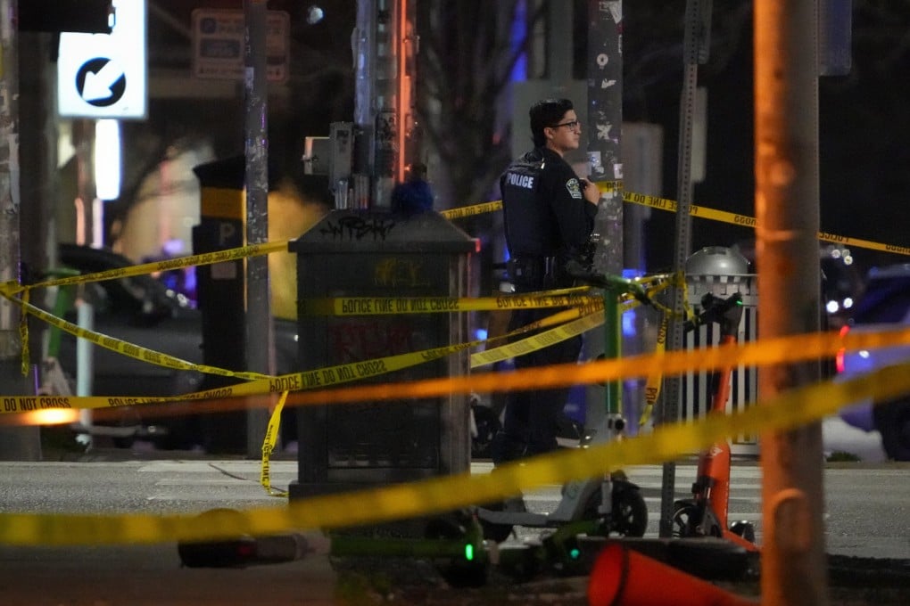 An Austin police officer at the scene of the  shooting. Photo: Austin American-Statesman via AP