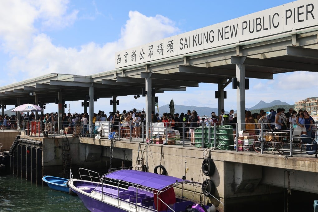 A passer‑by reported seeing a body floating about five metres off the Sai Kung New Public Pier. Photo: Dickson Lee