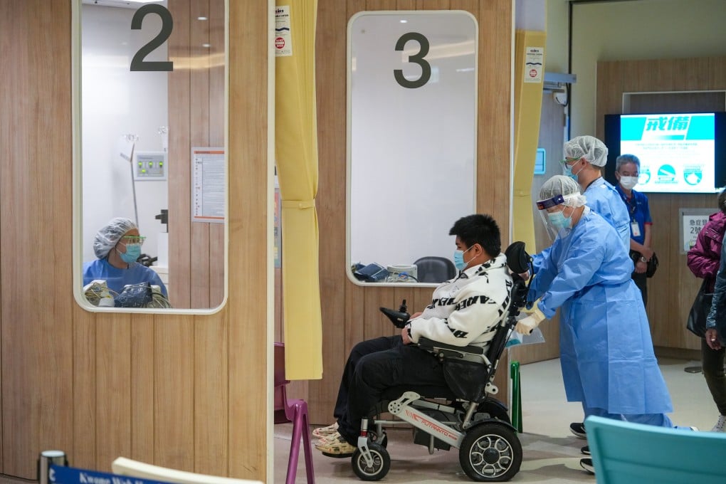 A patient is taken for treatment at Kwong Wah Hospital in Yau Ma Tei on January 1, 2026. Photo: Sun Yeung