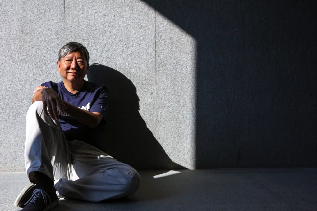 Lee Cheuk-yan poses for a photograph at the Legislative Council Complex in 2016. Photo: Felix Wong