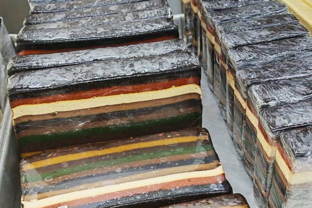 The “Kek Lapis Sultan” cake is being sold for US$460 for a 5kg tray at a bakery in Sarawak, Malaysia. Photo: Instagram/abgkju