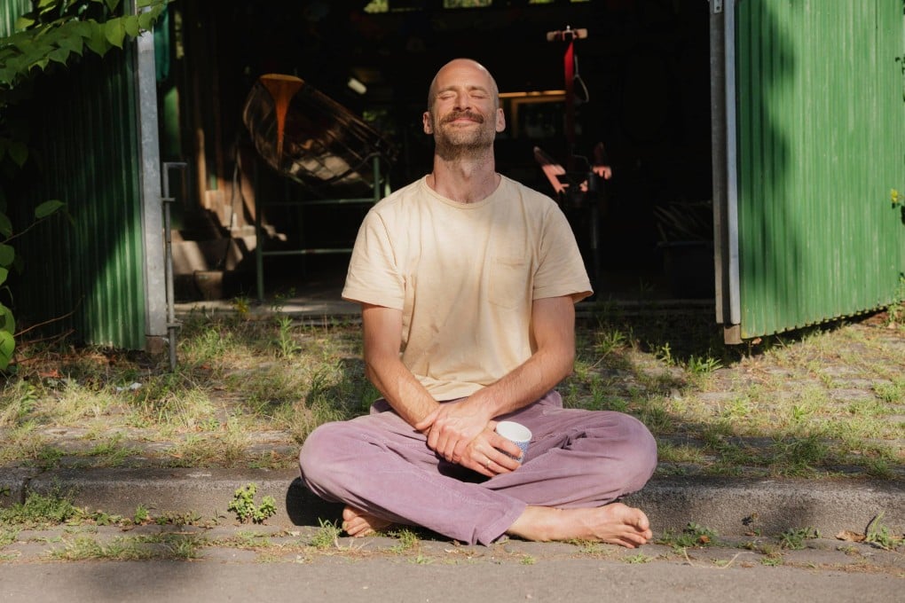 Meditation can make you calmer, but should be approached with realistic expectations, and with the technique that suits you, experts say. Photo: Kniel Synnatzschke/Westend61/dpa
