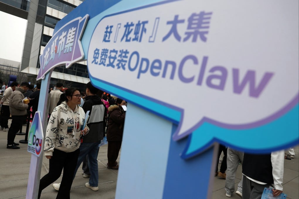 A setup session to install OpenClaw outside the Baidu offices in Beijing, March 17, 2026. Photo: Reuters