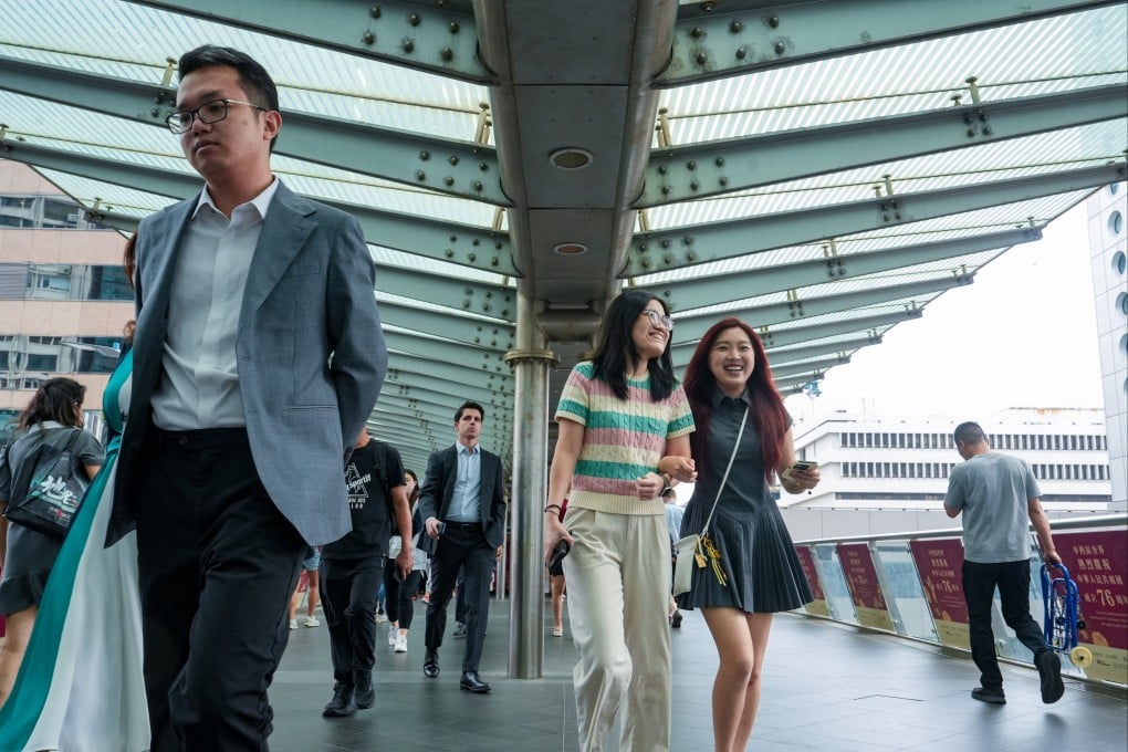Some 4.8 million MPF scheme members will benefit from the fee cut. Photo: Sun Yeung