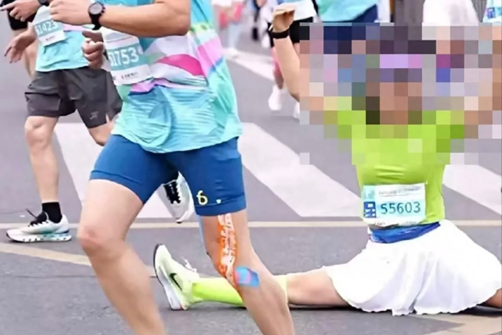 A female runner did full spilts during the Chengdu marathon on Sunday, causing disruption to other competitors. Photo: Handout
