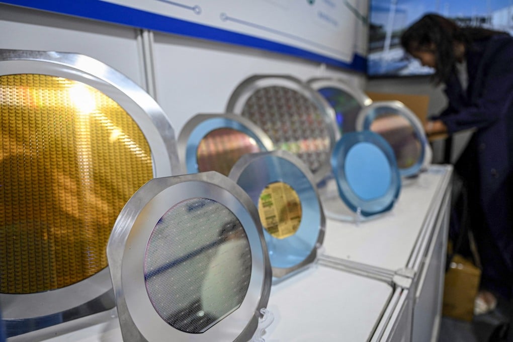 Kenaikan Harga Chip Analog Buka Peluang Produsen China Saingi Pesaing Global