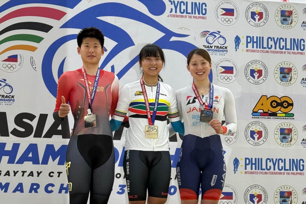 Ceci Lee (middle) on the winners’ podium with silver medallist Chen Ning of China (left) and Japan’s Tsuyaka Uchino, who won bronze. Photo: The Cycling Association of Hong Kong, China
