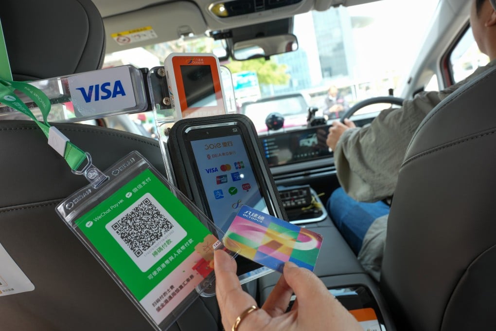 An industry leader has said Hong Kong cabbies are embracing the digital payment era. Photo: Jelly Tse
