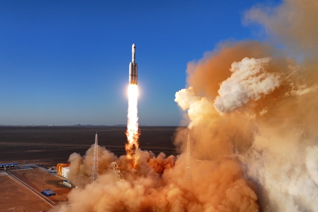 A Kinetica-2 Y1 carrier rocket, also known as the Lijian-2 Y1, with three satellites onboard blasts off from a launch centre in northwestern China on Monday. Photo: Xinhua