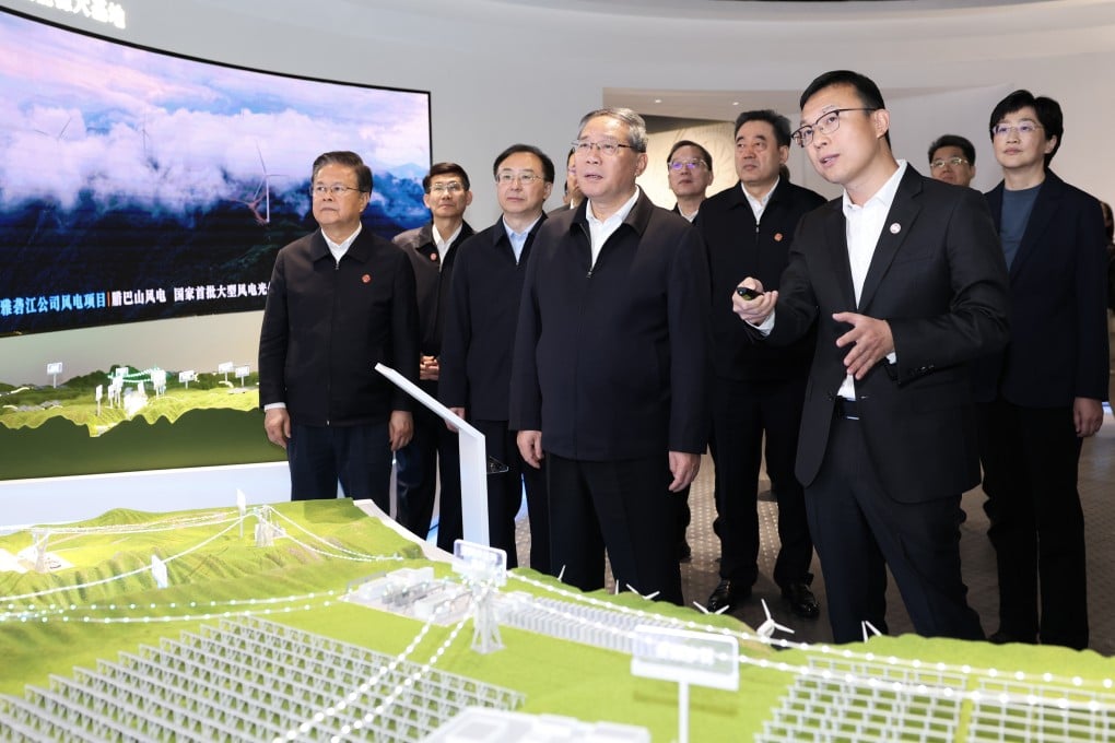 Premier Li Qiang learns about the development of a new energy power base in southwest China’s Sichuan province, on Tuesday. Photo: Xinhua